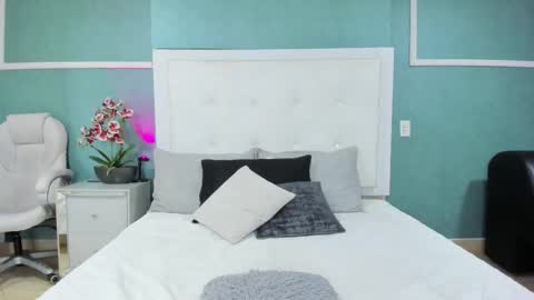 Ania online show from 02-13-26, 09:22