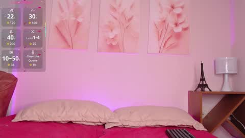     online show from 12-15-25, 07:18