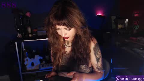 Nicca OF Aniccaangel online show from 09-26-25, 02:04
