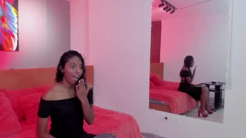 Snapshot of aniie_bby_4u chatting on 09-19-25, 02:57 Any online show from 09-19-25, 02:57