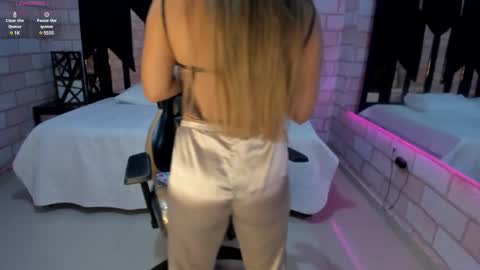 Maria online show from 01-05-25, 01:36
