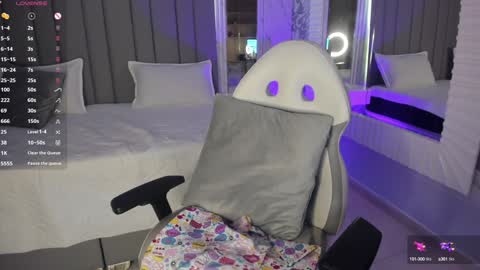 Maria online show from 01-15-25, 04:32