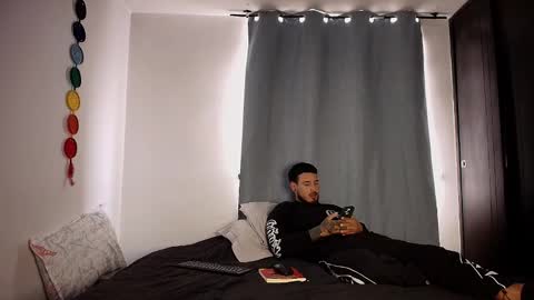 Snapshot of anika_lowen chatting on 10-11-25, 04:27 Anika And Lowen Your Thumbs Up Are Super Important For Us online show from 10-11-25, 04:27