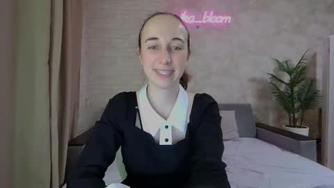 anikabloom online show from 01-24-25, 03:32