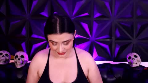 Lauren Anika online show from 10-21-25, 04:24