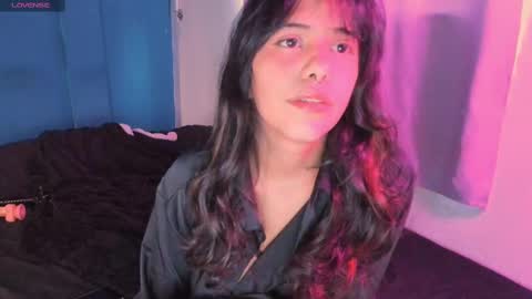 Snapshot of anisahade chatting on 02-28-25, 12:31 Anisahade online show from 02-28-25, 12:31