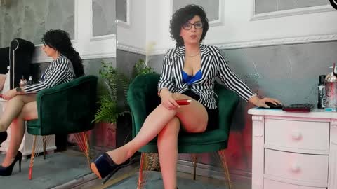 anissia teaser online show from 02-03-25, 05:18