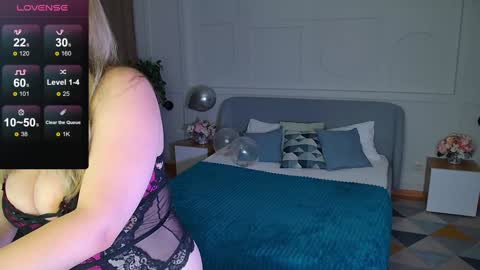 Anita online show from 12-18-24, 01:15