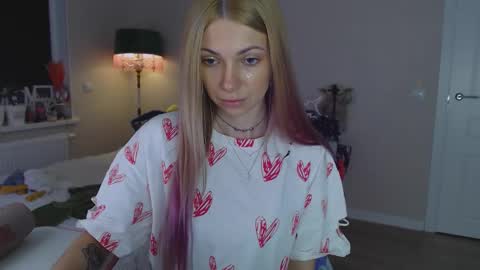 Snapshot of anita_moon_ chatting on 11-03-25, 12:57 anita_moon_ online show from 11-03-25, 12:57