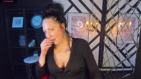 Snapshot of anita_muse chatting on 12-07-24, 06:26 Anita online show from 12-07-24, 06:26