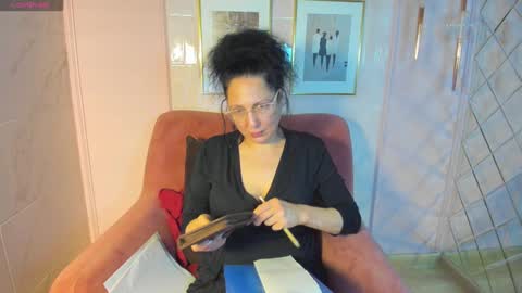 Snapshot of anita_muse chatting on 12-19-24, 05:40 Anita online show from 12-19-24, 05:40