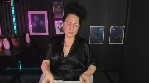 Snapshot of anita_muse chatting on 01-05-25, 01:56 Anita online show from 01-05-25, 01:56