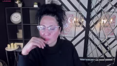 Snapshot of anita_muse chatting on 01-17-25, 09:17 Anita online show from 01-17-25, 09:17