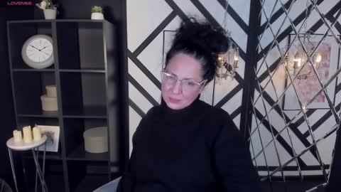 Snapshot of anita_muse chatting on 01-18-25, 12:24 Anita online show from 01-18-25, 12:24