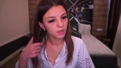 Anita online show from 10-10-25, 07:29