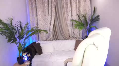 Snapshot of anitabambie chatting on 03-18-26, 07:22 Anita online show from 03-18-26, 07:22