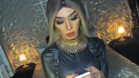 Snapshot of anitacruisze chatting on 01-06-25, 09:41 Miss Ann online show from 01-06-25, 09:41