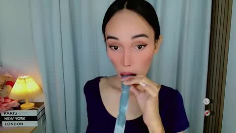 anita online show from 12-17-25, 12:05