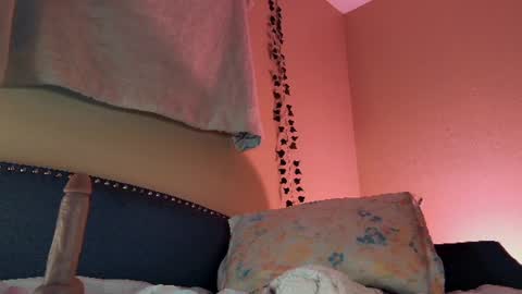 Anja or Ann - I answer to both online show from 12-28-24, 08:36