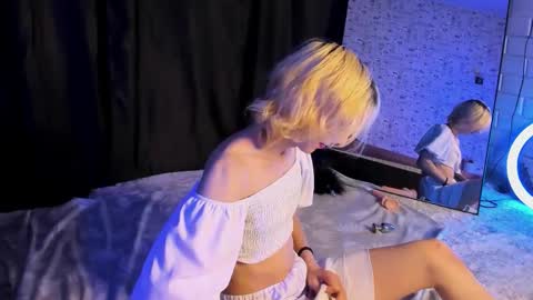 Angel online show from 10-12-25, 06:07