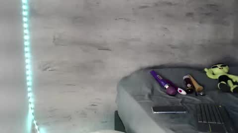 Hello My name is NaiaraPv is OPEN online show from 01-02-25, 08:57