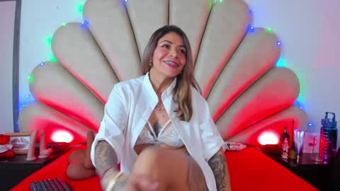 Snapshot of anna__spencer chatting on 01-23-25, 12:09 Anna online show from 01-23-25, 12:09