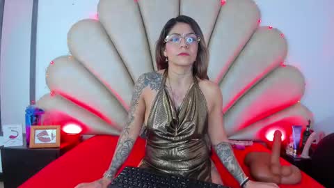 Snapshot of anna__spencer chatting on 02-12-25, 12:22 Anna online show from 02-12-25, 12:22