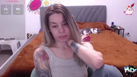 Snapshot of anna_ana chatting on 04-18-26, 07:56 Anadirectgirl online show from 04-18-26, 07:56