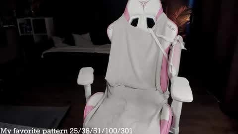 Snapshot of anna_belle3 chatting on 03-19-26, 03:32 AnnaThe next stream is tomorrow online show from 03-19-26, 03:32