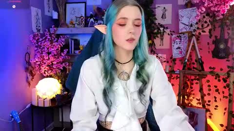 Snapshot of anna_bloom_ chatting on 03-06-25, 03:13 Violett online show from 03-06-25, 03:13