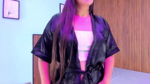 Snapshot of anna_eyes_ chatting on 10-22-25, 12:27 anna_eyes_ online show from 10-22-25, 12:27