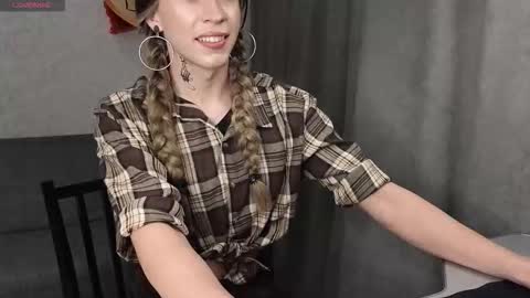 Snapshot of anna_inheart chatting on 03-01-26, 03:03 Anna online show from 03-01-26, 03:03