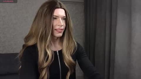 Snapshot of anna_inheart chatting on 03-10-26, 02:33 Anna online show from 03-10-26, 02:33