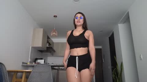 Snapshot of anna_joness chatting on 01-04-25, 03:17 Anna online show from 01-04-25, 03:17
