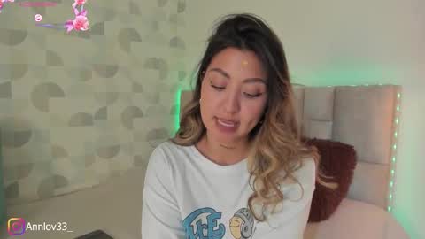 Ana Lucia online show from 09-18-25, 08:44