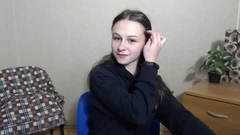 Snapshot of anna_sia_ chatting on 11-18-25, 12:53 anna_sia_ online show from 11-18-25, 12:53