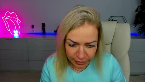 Snapshot of anna_snow9 chatting on 09-20-25, 07:04 anna_snow9 online show from 09-20-25, 07:04