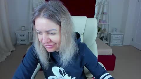 anna_snow9 online show from 03-26-26, 07:03