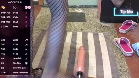 Anna online show from 11-15-25, 08:27