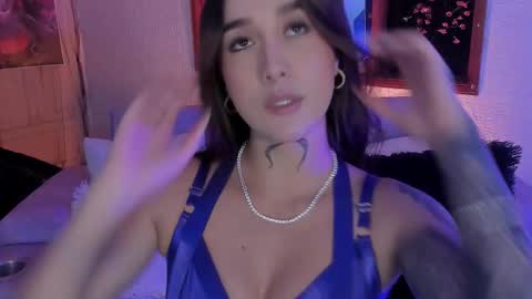 annaa__ online show from 03-18-26, 02:15