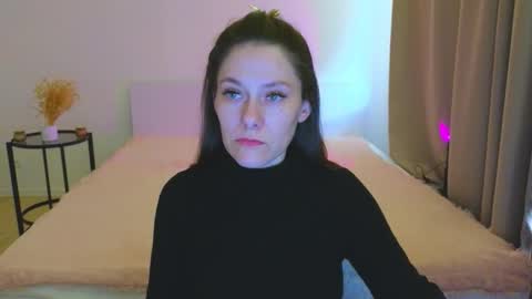 annaabels online show from 12-23-25, 06:44