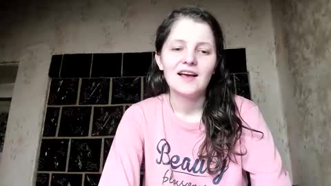 annaahcharm online show from 12-25-24, 08:50
