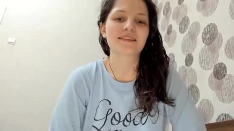 annaahcharm online show from 01-07-25, 09:18