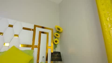 Annabel online show from 01-30-25, 06:43