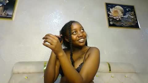 Annabel online show from 02-05-25, 06:37