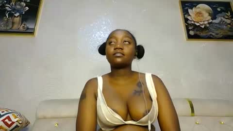 Annabel online show from 02-17-25, 06:26