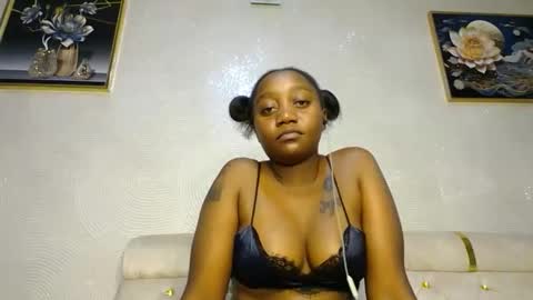 Annabel online show from 02-19-25, 07:59