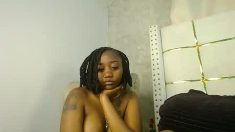 Annabel online show from 09-13-25, 07:24