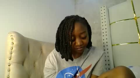 Annabel online show from 10-04-25, 07:12