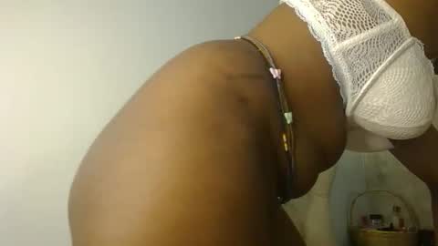 Annabel online show from 10-20-25, 04:51